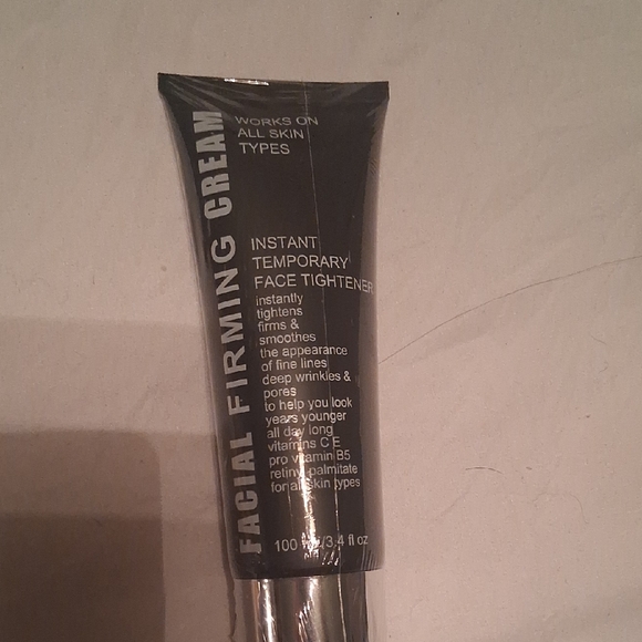 Facial Firming Cream - Black